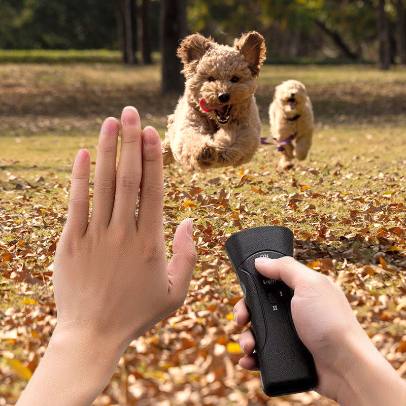 MiaHome™ 🐶Ultrasonic Dog Repeller for Easy Barking Troubles! (Pro)